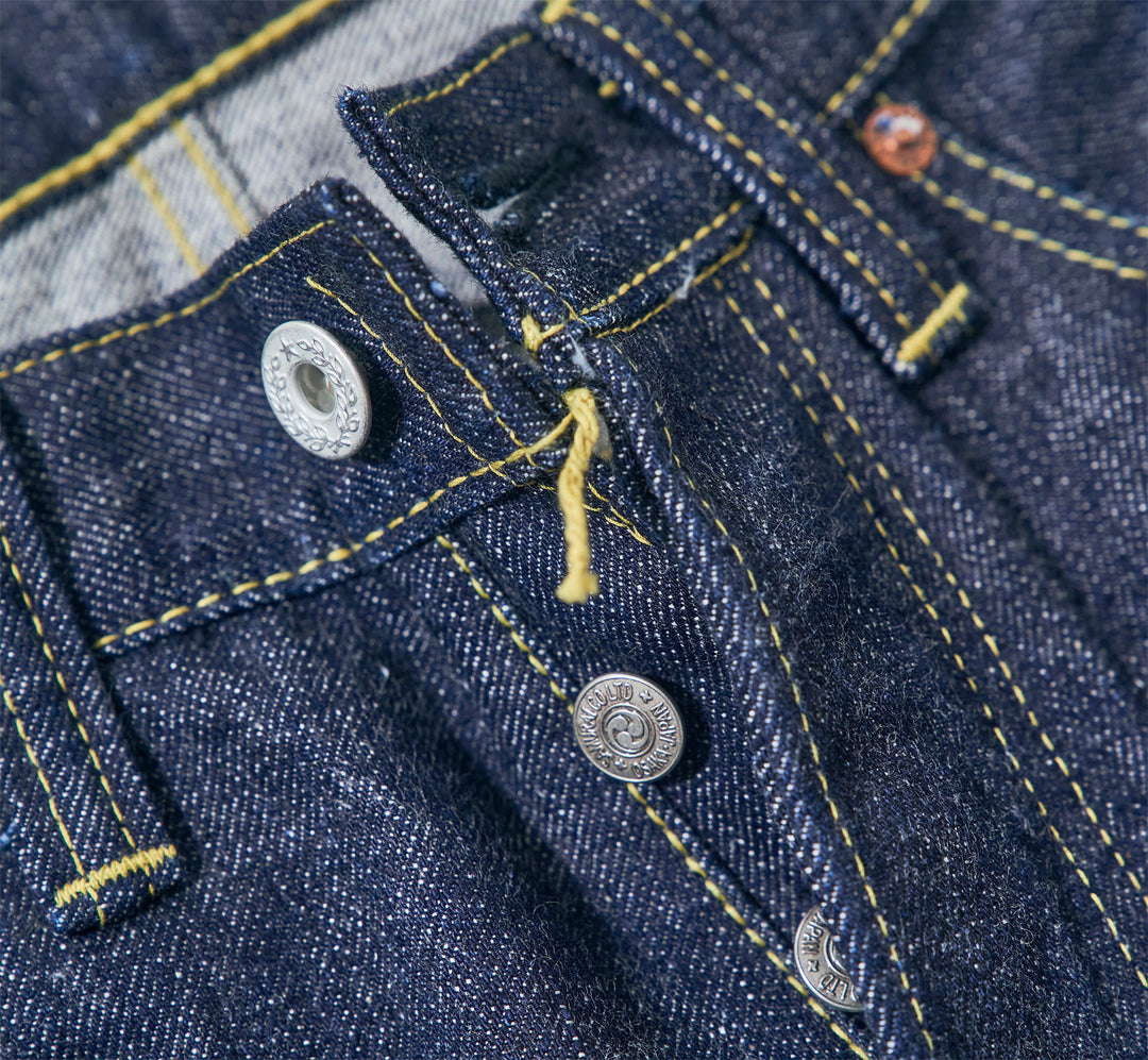 chi-sanman  Zenshin Chrono Salmon Dial Super Titanium Bracelet CA4610-85Z